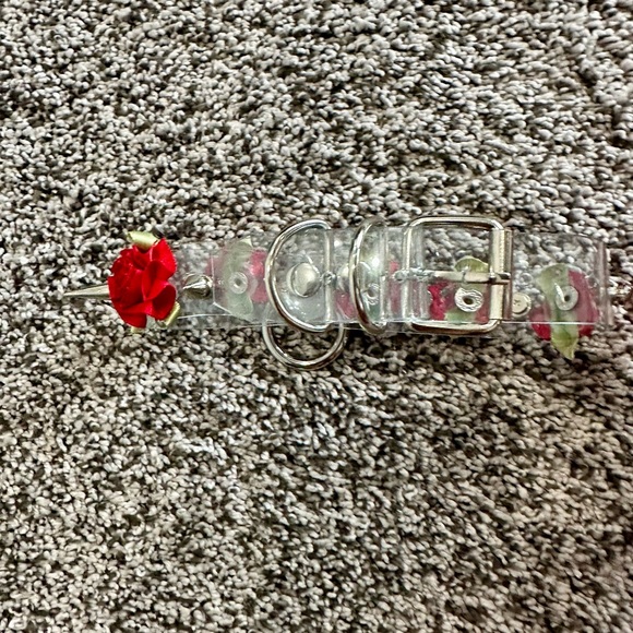 Mi Gente Spikes and Roses Choker - Picture 5 of 6